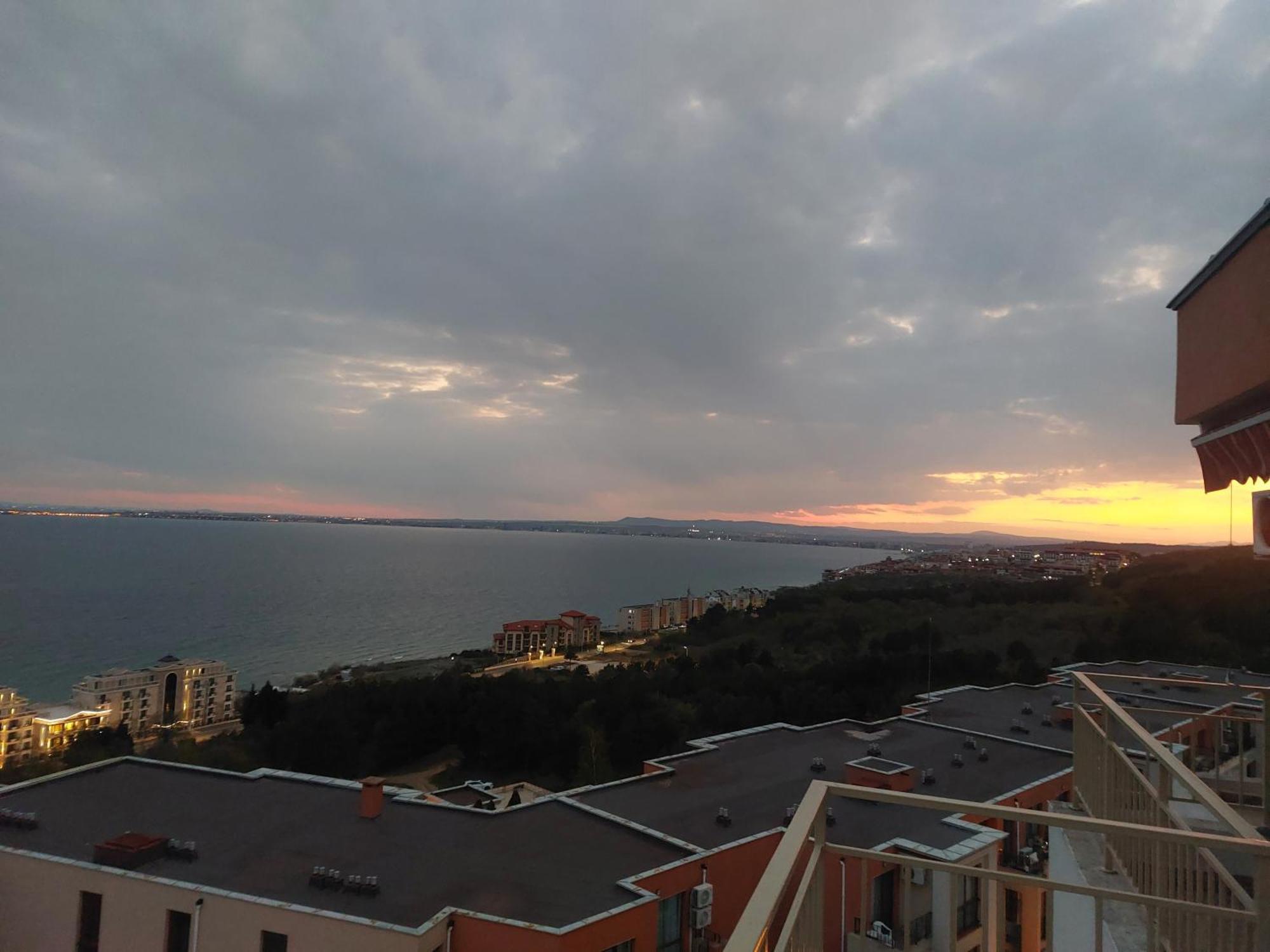 Grand - Imperial Crown Club - Prestige Apartment Elenite